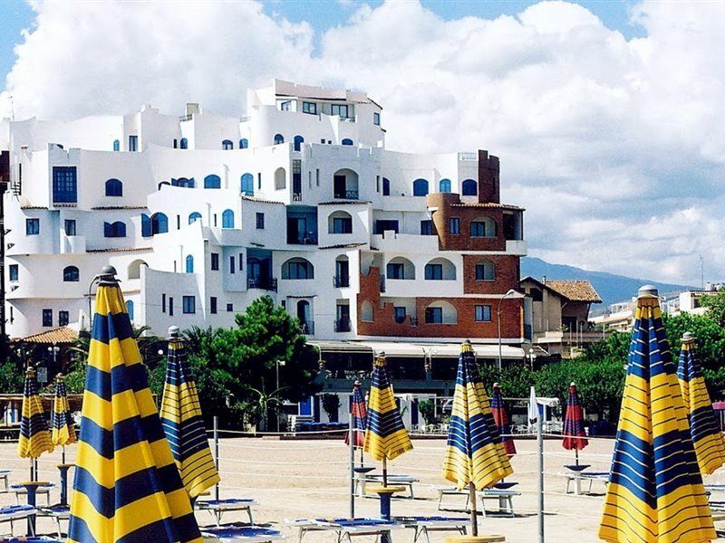 Sporting Baia Hotel Giardini-Naxos Extérieur photo